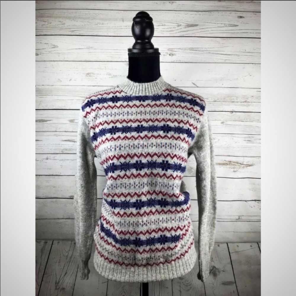 VTG Scottish 100% Wool Gray Crewneck Sweater M